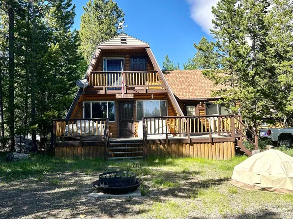 135 E Dinosaur Drive, Kemmerer, WY 83101