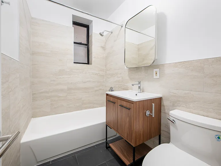 36 Saint Marks Pl #5 — Photo 4