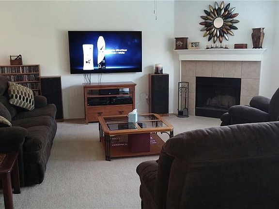 4th image of 1821 Freeport Dr