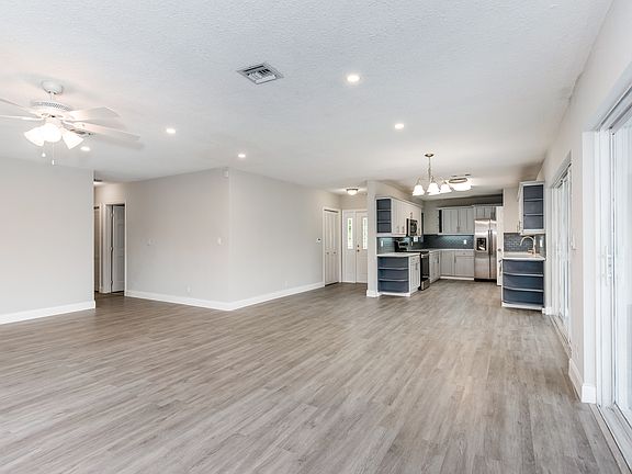 4th image of 3606 NW 84th Ter
