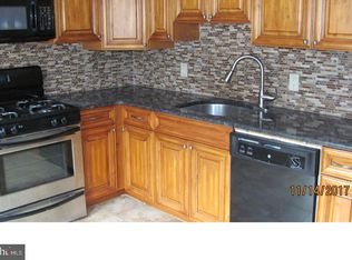 826 S 49th St, Philadelphia, PA 19143