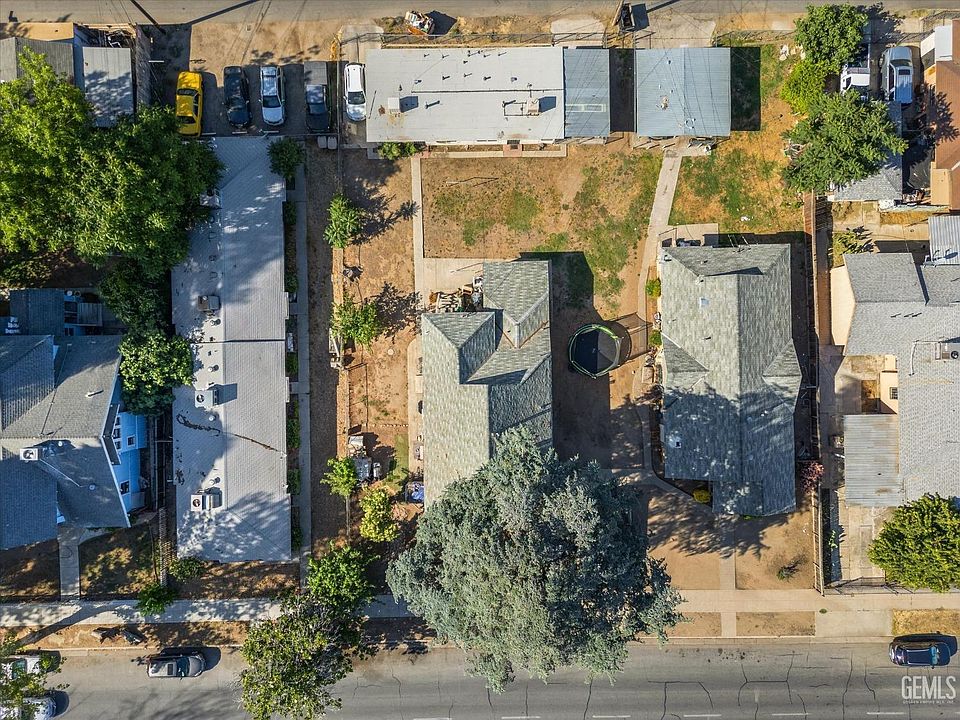 2nd image of 511 Niles St