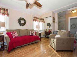 181 Suffolk Rd, Island Park, NY 11558