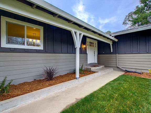 3rd image of 9918 Valley Pines Dr
