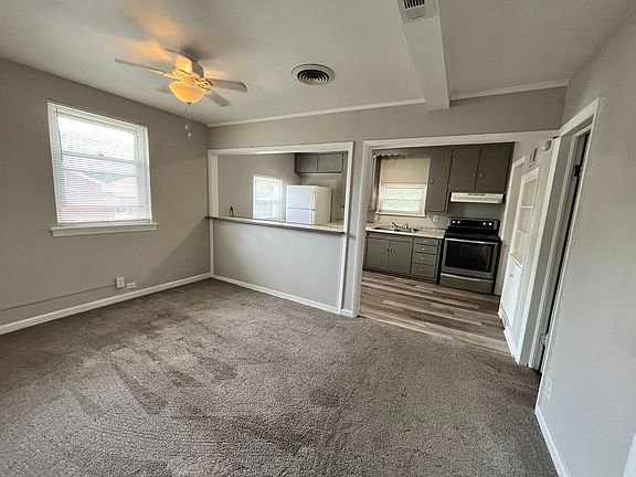 4th image of 861 N 11th St APT 2