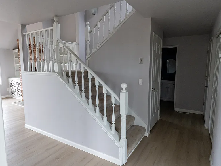 Entry way