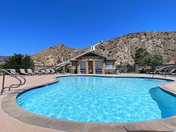 3rd image of 16652 Nicklaus Dr Unit 91