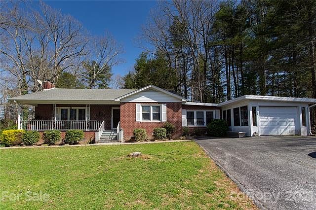 1st image of 2220 Hilltop Ln