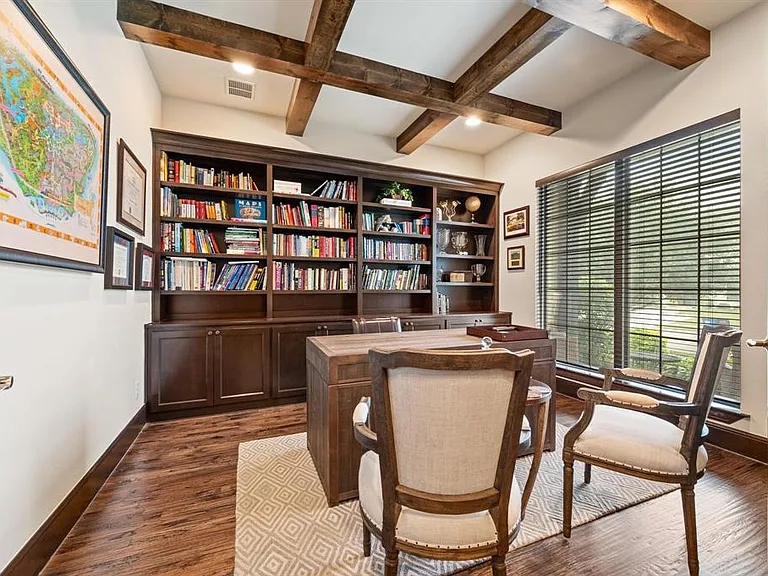 908 Lake Carillon Ln — Photo 7