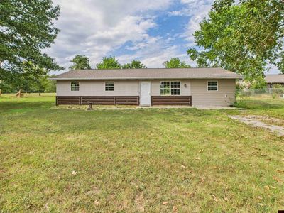 404 Lakeshore Rd, Bull Shoals, AR, 72619