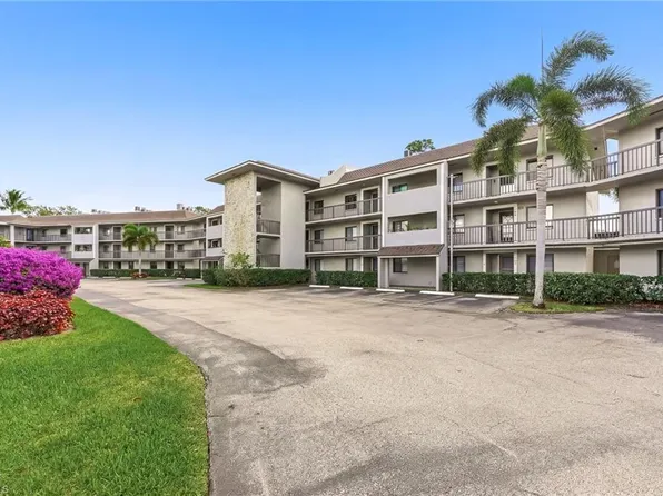 5725 Gage LN #E301, NAPLES, FL 34113