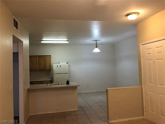 4th image of 5650 E Sahara Ave Unit 2056