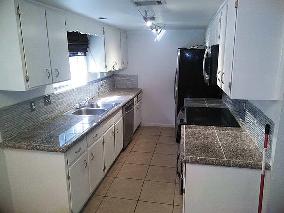 4th image of 2420 Ramblewood Ct