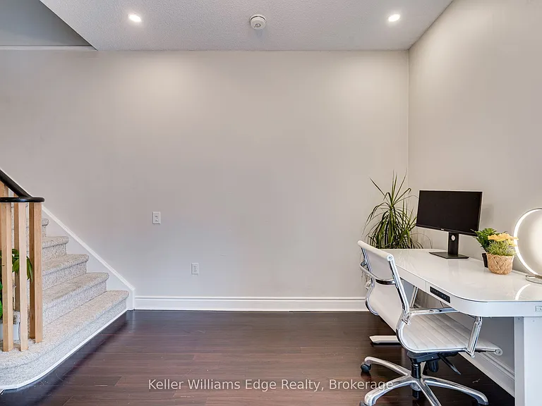 5080 Fairview St #8 — Photo 21