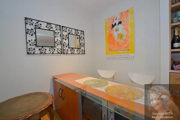 Rented by New York Residence | media 23