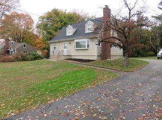 144 W End Ave, Pompton Plains, NJ 07444