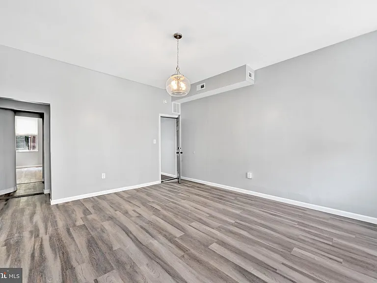 319 E 22nd St #2 — Photo 12
