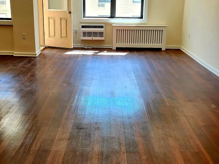 860 E Broadway #5B — Photo 9