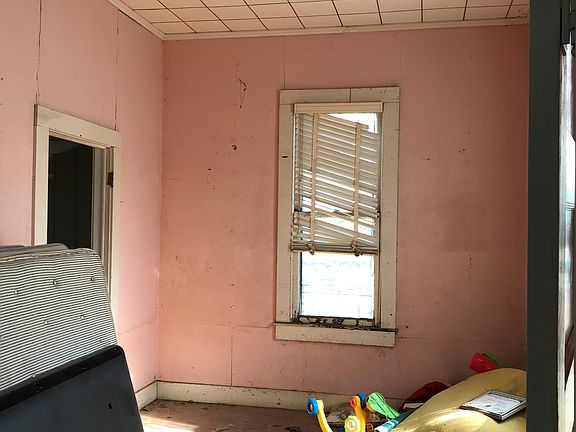 small bedroom or office