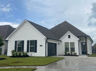 201 Grimmon Rd, Youngsville, LA 70592