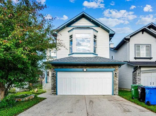 198 W New Brighton Cir SE, Calgary, AB T2Z 4B4