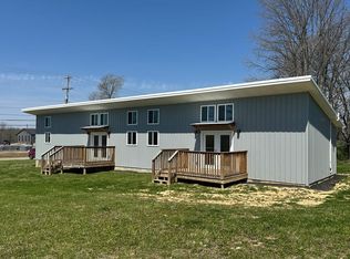 2231 Honeysuckle Ln, Wellston, OH 45692