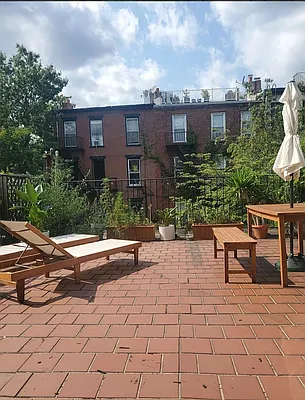 Rented by Frank Valvo Real Estate | media 26