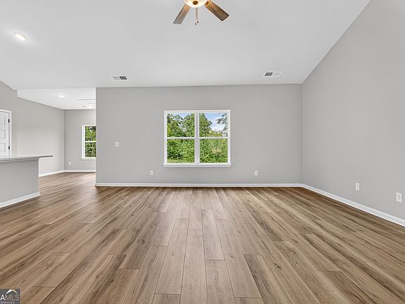 3rd image of 103 Linda Way Lot 4