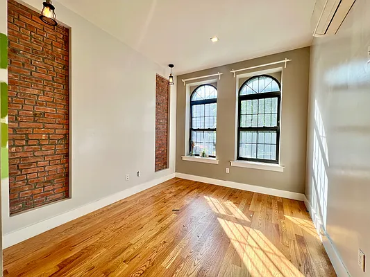 Rented by Hagstrom Management Inc | media 15