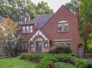 2321 Delaware Dr, Cleveland Heights, OH
