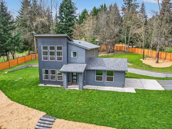 717 NE 382nd St, La Center, WA 98629