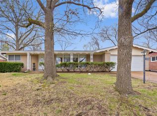 2460 Chaucer Ave, Saint Louis, MO