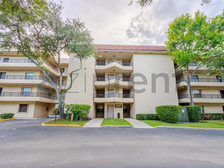 10451 Building
