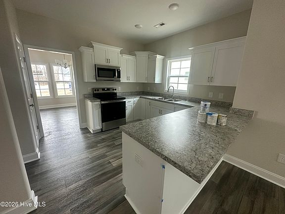 4th image of 135 Dallas Drive