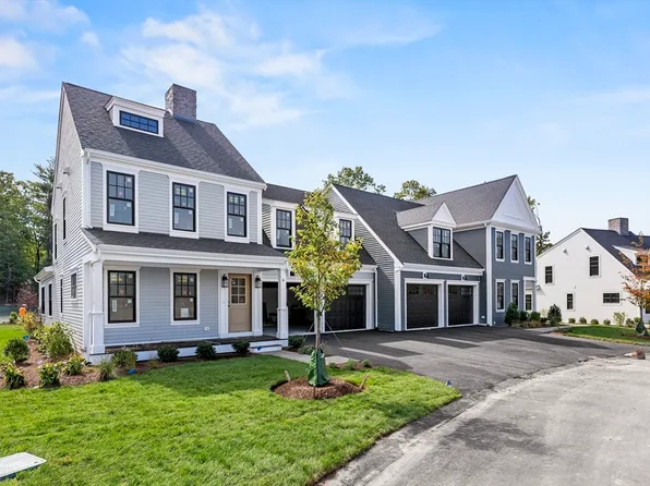 46 Sandwich Rd #4, Plymouth, MA 02360