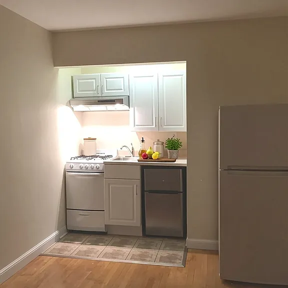 42 Dean Rd #5 — Photo 5