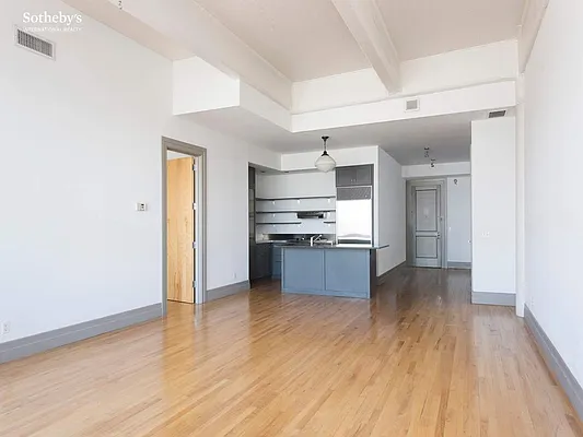 Rented by Sotheby's International Realty | media 22