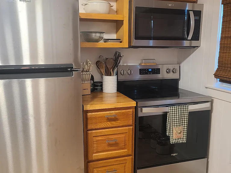 7 Runnells Ave #A — Photo 2