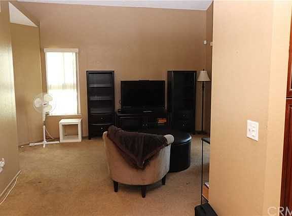 3rd image of 826 Carlton Privado