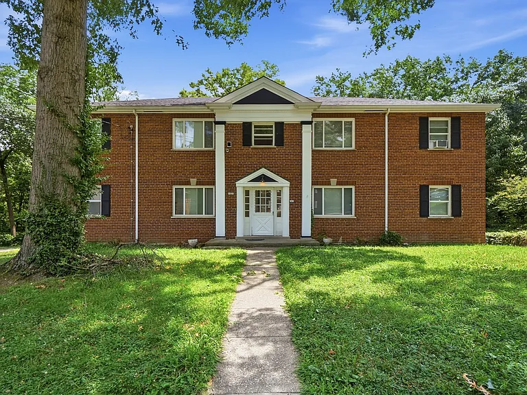 3524 Hazelwood Ave #1 — Photo 4