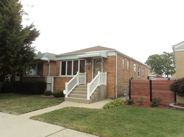 (undisclosed Address), Chicago, IL 60638