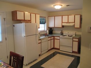 195 Clinton Rd APT 5, New Hartford, NY 13413