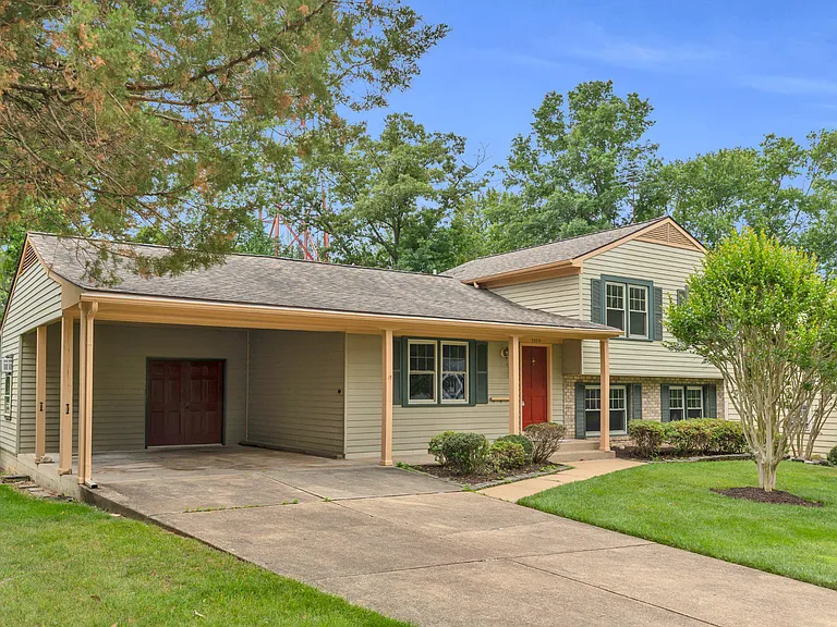 5626 Fort Corloran Dr — Photo 2