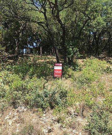 4th image of 2046 Glenn Dr