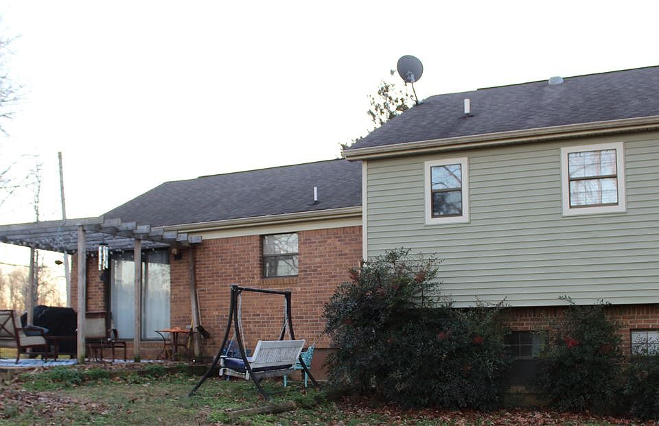 7158 Highway 64 E, Selmer, TN 38375 Zillow