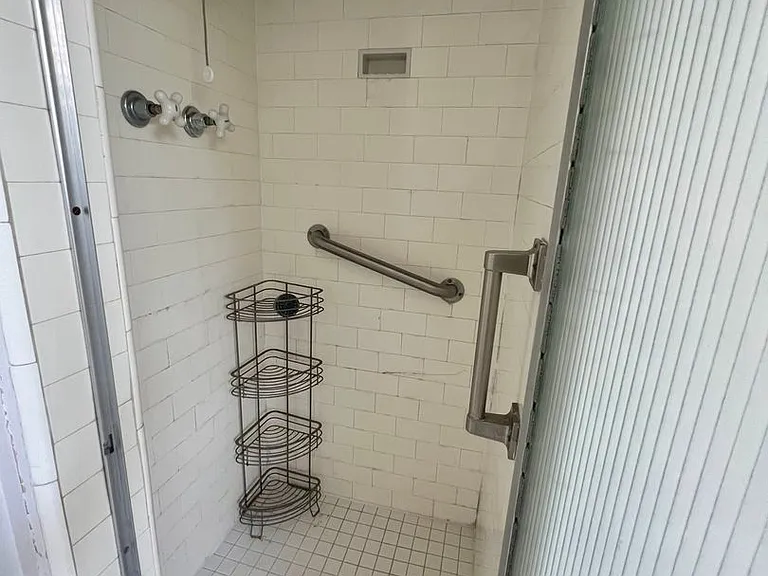 790 E San Joaquin Ave — Photo 29