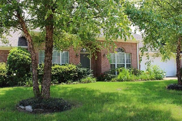 2nd image of 430 Abbey Woods