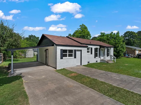 804 Heaton St, Carthage, TX 75633