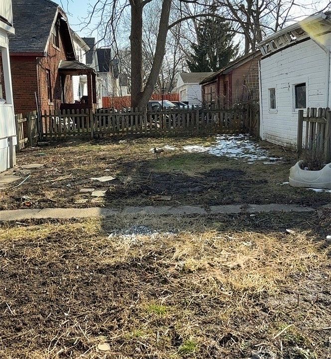 1st image of 4615 Henritze Ave