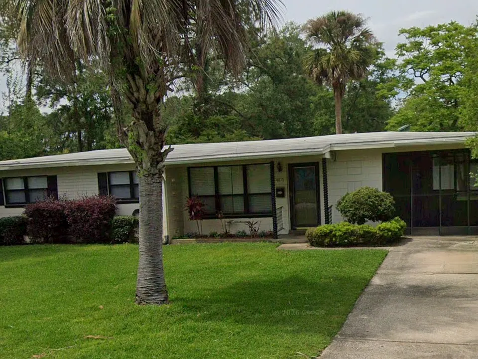 4815 Southland Dr